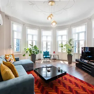  Daire Fandango By Halu!, Gorgeous Neoclassical Next To Metro Station Yunanistan